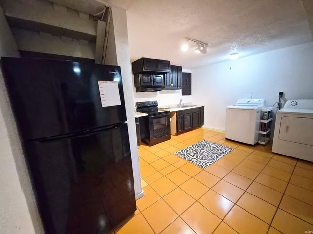 1608 Hickory Place, Goshen, IN 46526