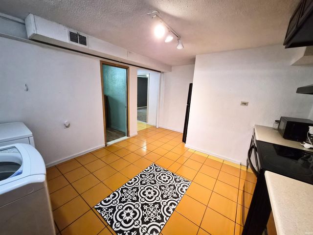 1608 Hickory Place, Goshen, IN 46526