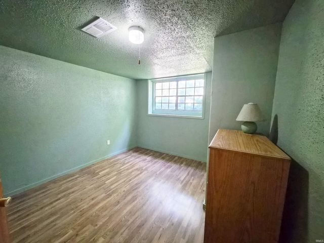 1608 Hickory Place, Goshen, IN 46526