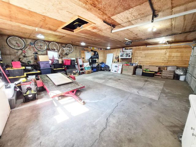 1608 Hickory Place, Goshen, IN 46526