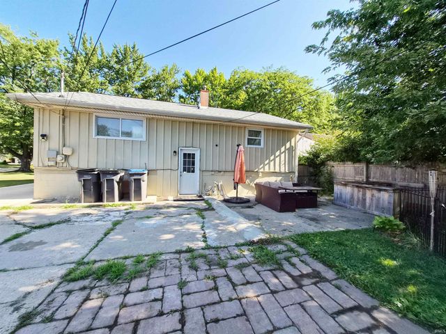 1608 Hickory Place, Goshen, IN 46526