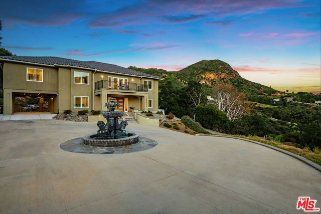 29677 Mulholland Highway, Agoura Hills, CA 91301