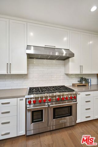 29677 Mulholland Highway, Agoura Hills, CA 91301