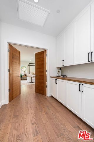 29677 Mulholland Highway, Agoura Hills, CA 91301