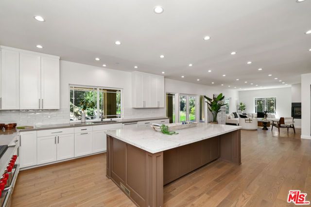 29677 Mulholland Highway, Agoura Hills, CA 91301