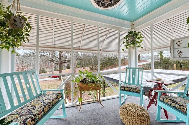 810 Burchill SW Street, Atlanta, GA 30310