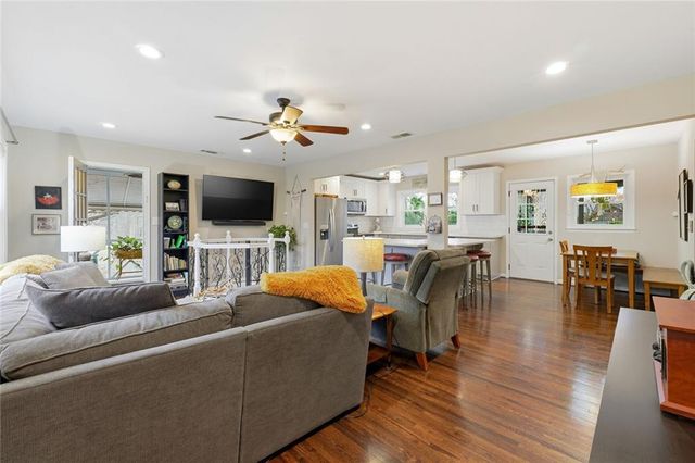 810 Burchill SW Street, Atlanta, GA 30310