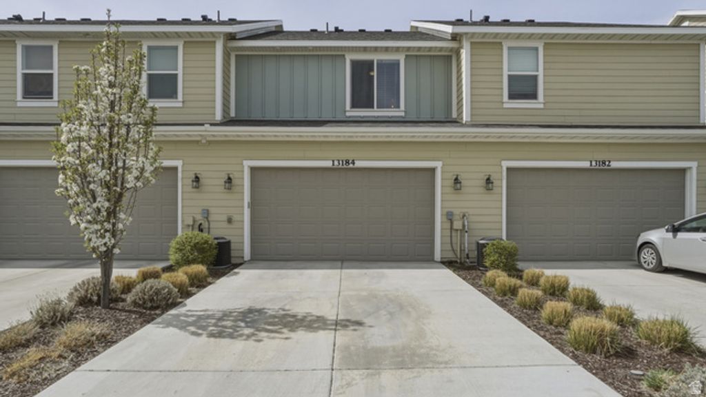 Image 23 of property listing at 13184 S WHADDON CT, Herriman, UT 84096