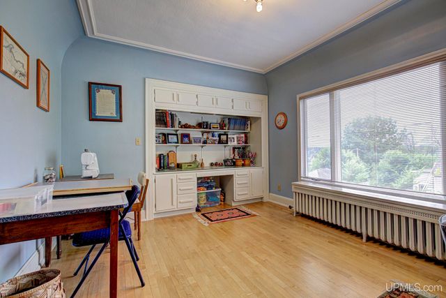 817 W Brown Street, Iron Mountain, MI 49801