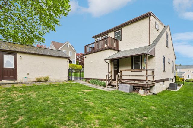 148 Chelsea Street, Hawthorne, NY 10532