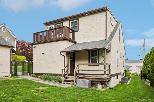 148 Chelsea Street, Hawthorne, NY 10532