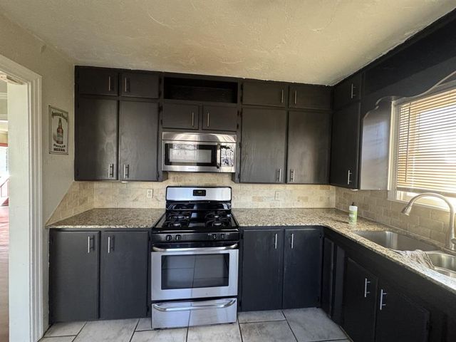 3001 NW 44th Street, Oklahoma City, OK 73112