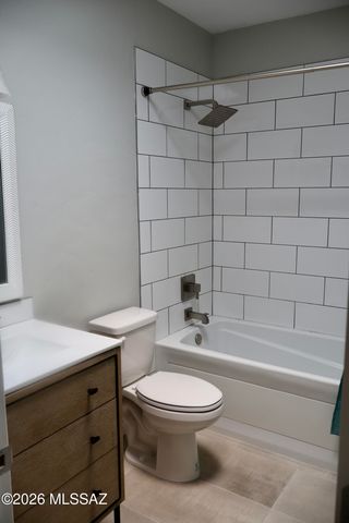 2871 E Weymouth Circle, Tucson, AZ 85716