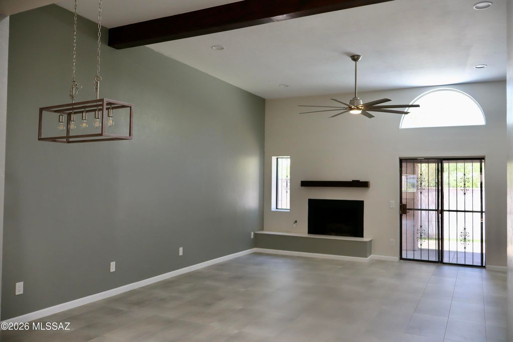2871 E Weymouth Circle, Tucson, AZ 85716