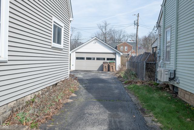 1635 Gilmore Street, Columbus, IN 47201
