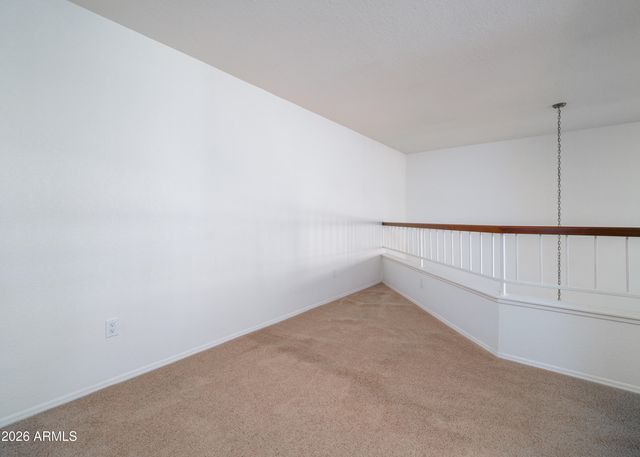 41 E BETTY ELYSE Lane, Phoenix, AZ 85022