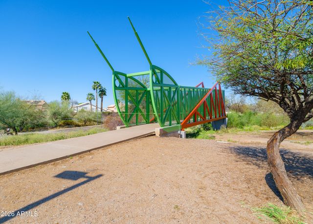 41 E BETTY ELYSE Lane, Phoenix, AZ 85022