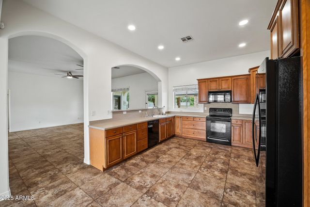 24325 S 183RD Place, Gilbert, AZ 85298