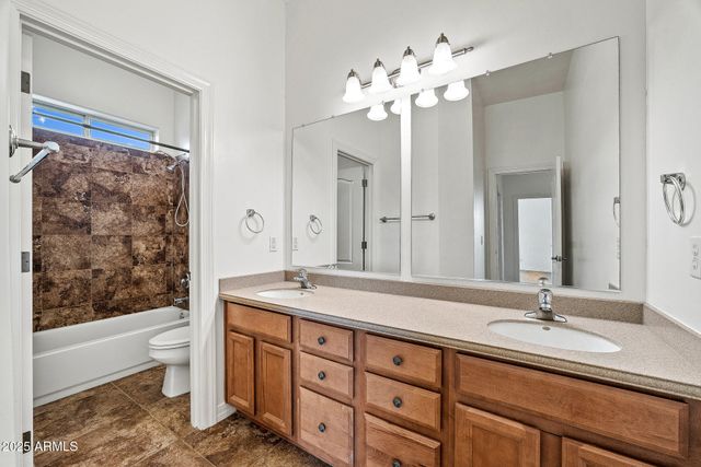 24325 S 183RD Place, Gilbert, AZ 85298