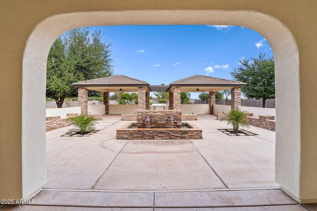 24325 S 183RD Place, Gilbert, AZ 85298