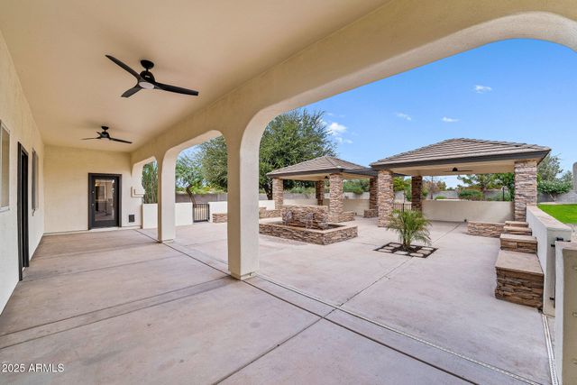 24325 S 183RD Place, Gilbert, AZ 85298