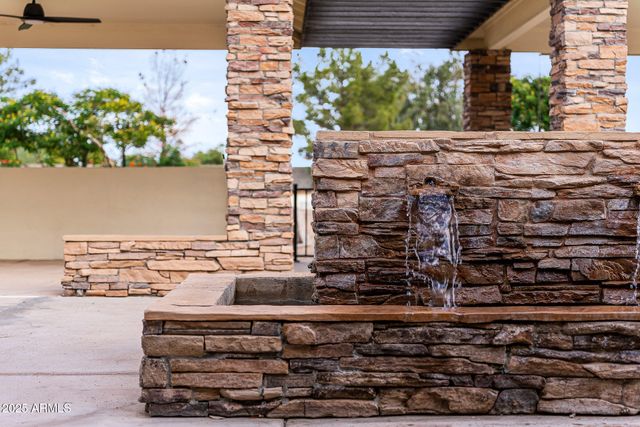 24325 S 183RD Place, Gilbert, AZ 85298