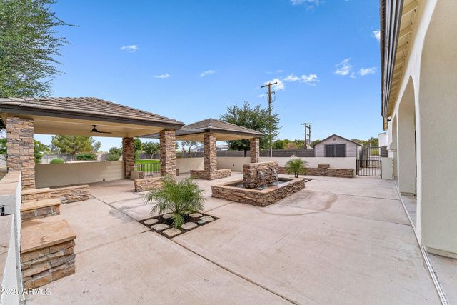24325 S 183RD Place, Gilbert, AZ 85298