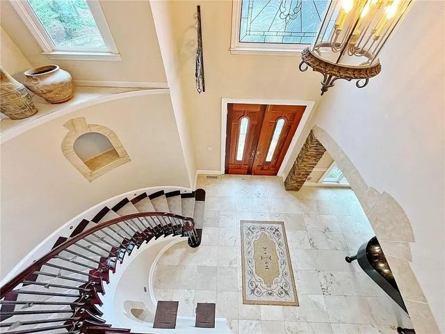 6709 Wooded Cove Court, Flowery Branch, GA 30542
