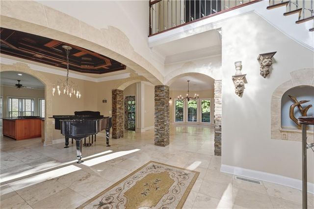 6709 Wooded Cove Court, Flowery Branch, GA 30542