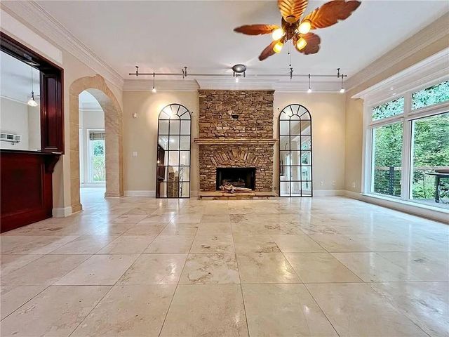 6709 Wooded Cove Court, Flowery Branch, GA 30542