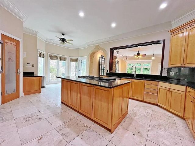 6709 Wooded Cove Court, Flowery Branch, GA 30542