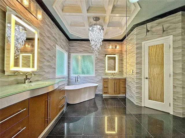 6709 Wooded Cove Court, Flowery Branch, GA 30542