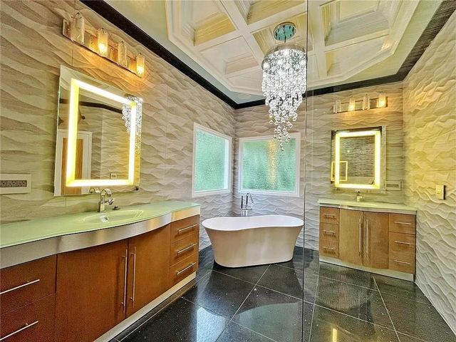 6709 Wooded Cove Court, Flowery Branch, GA 30542
