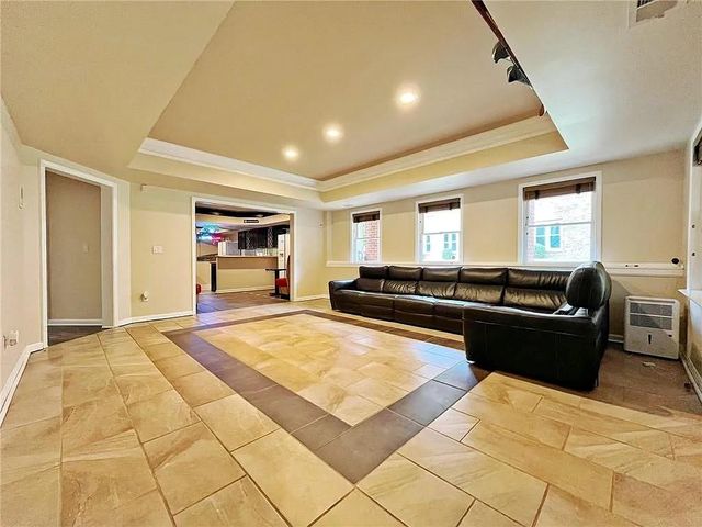6709 Wooded Cove Court, Flowery Branch, GA 30542