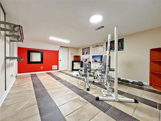 6709 Wooded Cove Court, Flowery Branch, GA 30542