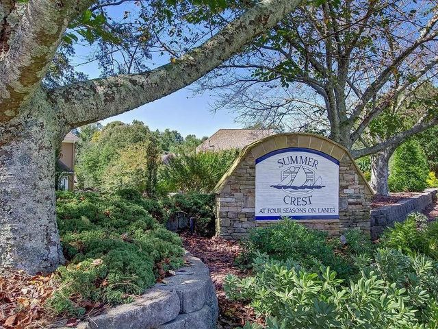 6709 Wooded Cove Court, Flowery Branch, GA 30542