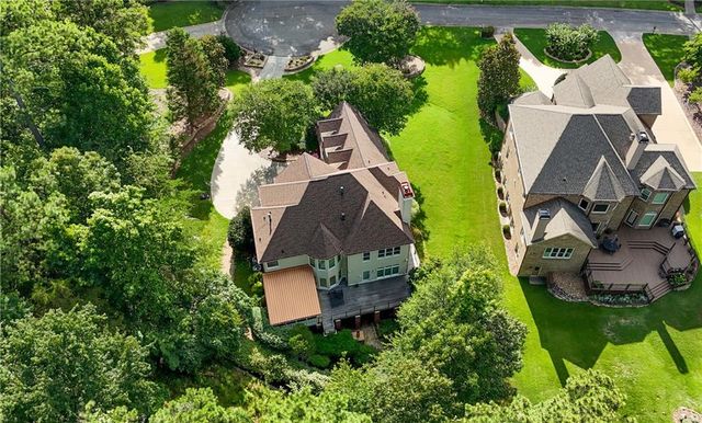 6709 Wooded Cove Court, Flowery Branch, GA 30542