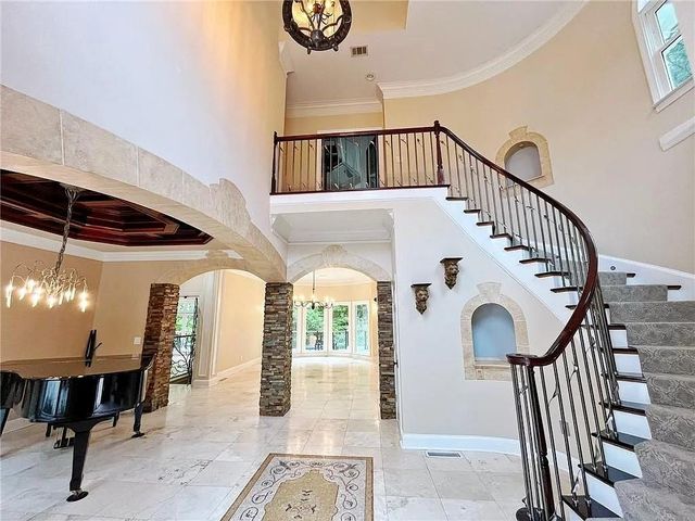 6709 Wooded Cove Court, Flowery Branch, GA 30542