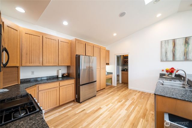 1280 Sandstone Way, Bellingham, WA 98229