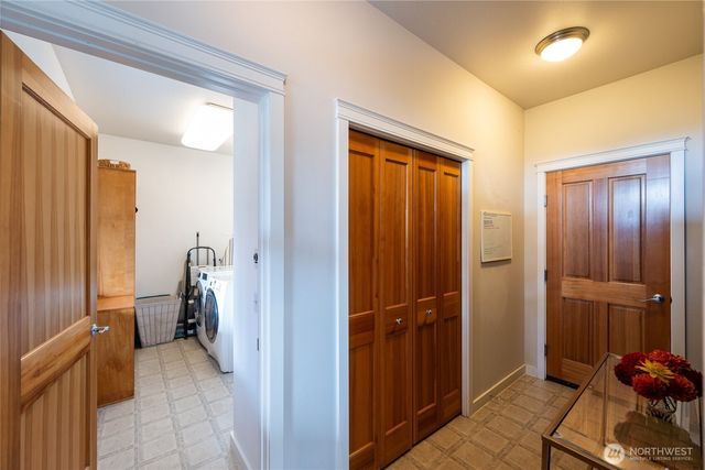 1280 Sandstone Way, Bellingham, WA 98229