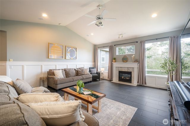 1280 Sandstone Way, Bellingham, WA 98229