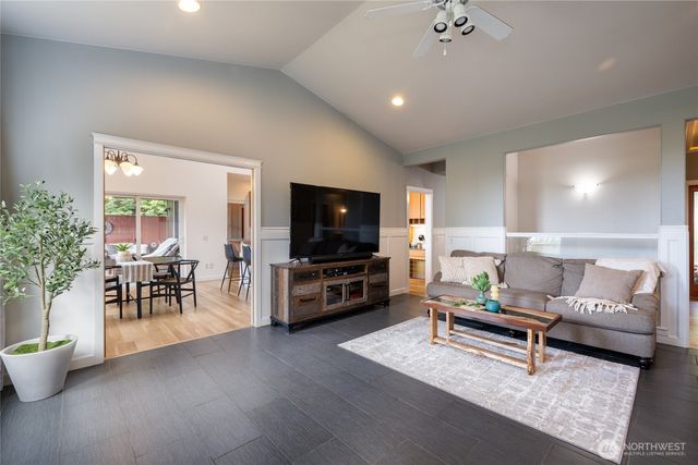 1280 Sandstone Way, Bellingham, WA 98229