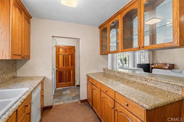 9370 Dorrington, Arleta, CA 91331