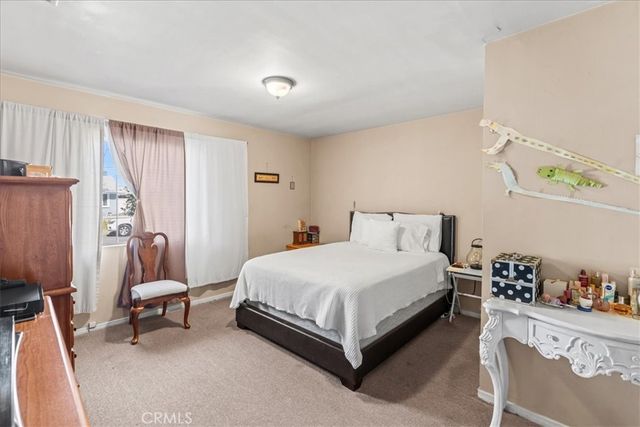 9370 Dorrington, Arleta, CA 91331