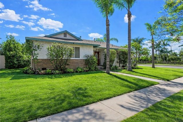 9370 Dorrington, Arleta, CA 91331