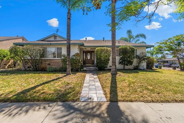 9370 Dorrington, Arleta, CA 91331