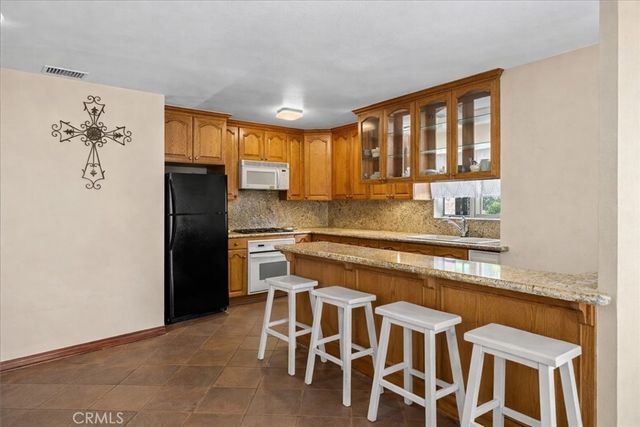 9370 Dorrington, Arleta, CA 91331