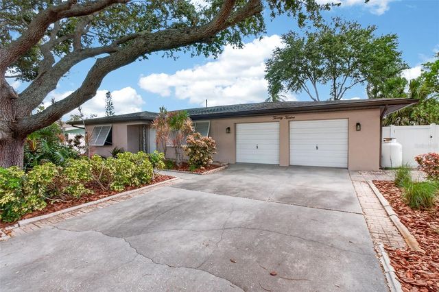 2012 RIPON DRIVE, Clearwater, FL 33764