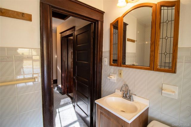 409 Baker Street, Poughkeepsie, NY 12603