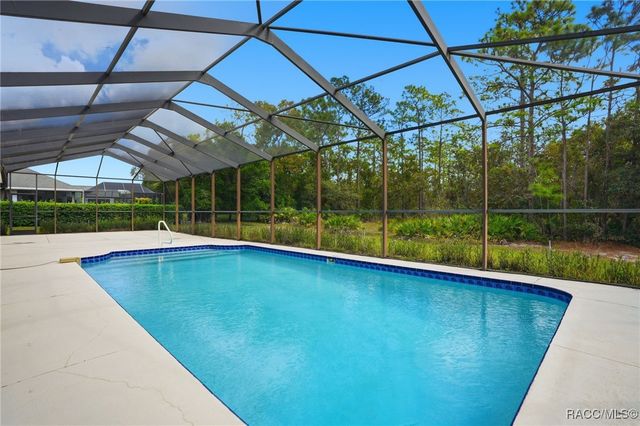 3 Bonnie Court S, Homosassa, FL 34446